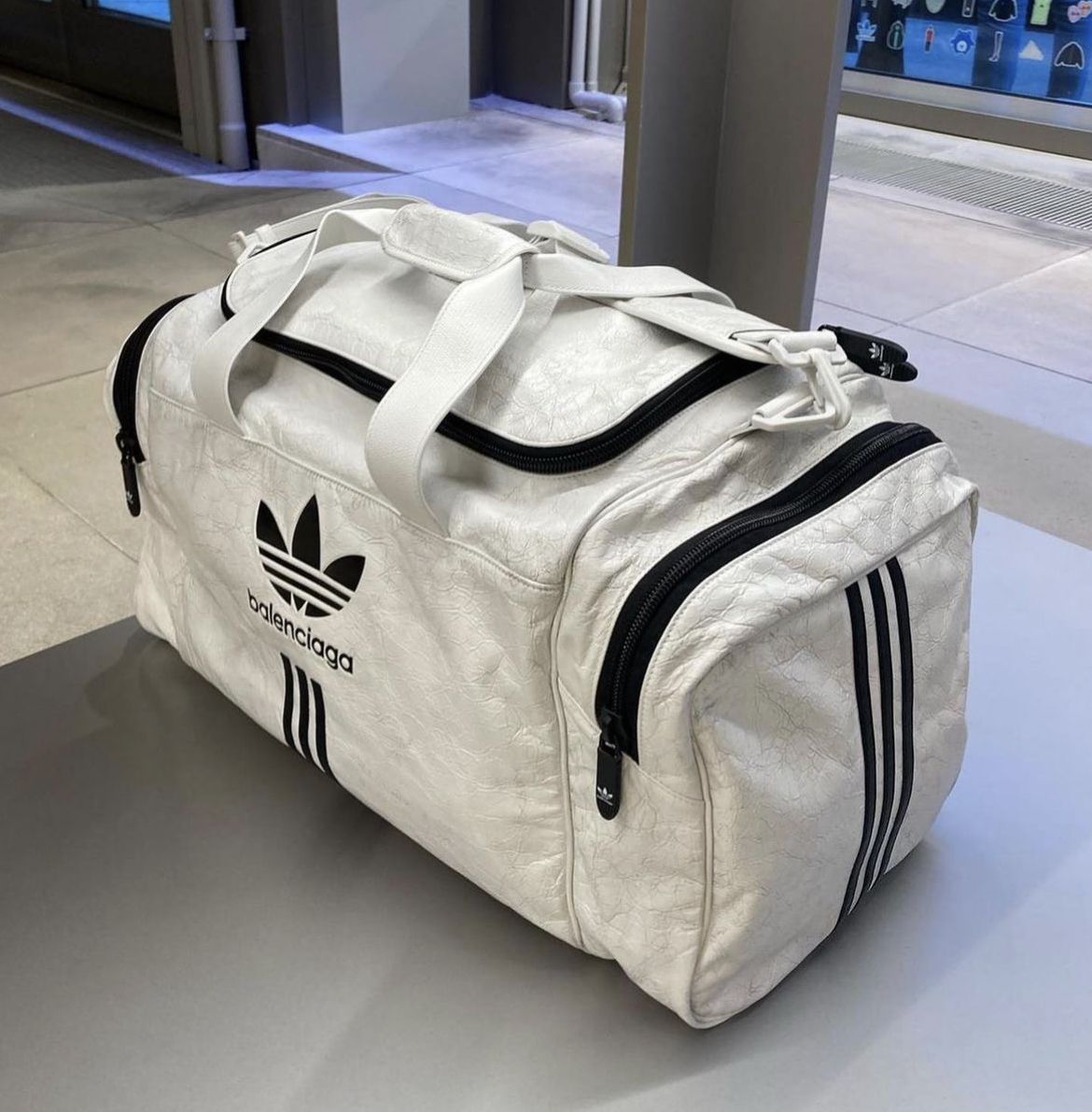 Balenciaga Sneakers - Limited Edition 18